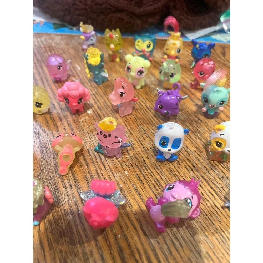Shopkins lot of 25 toys